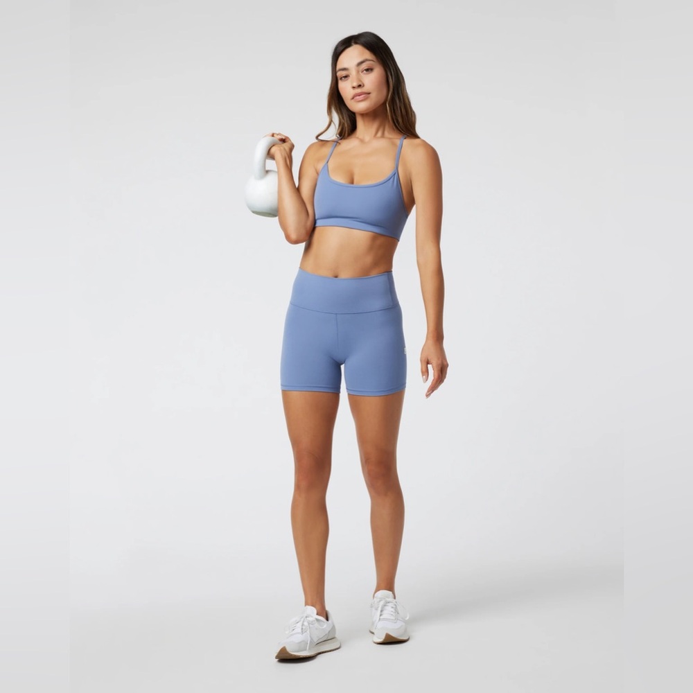 Vuori AllTheFeels Short in Blue Quartz - Picture 1 of 7
